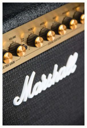 Гитарный комбик MARSHALL DSL20 COMBO